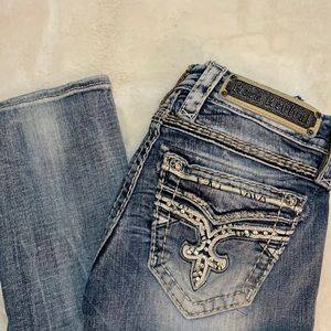 Rock Revival Size 23